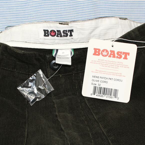 BOAST USA Mens 32 Patch Pocket Corduroy Short Olive Green NWT 7"Inseam - Picture 3 of 8